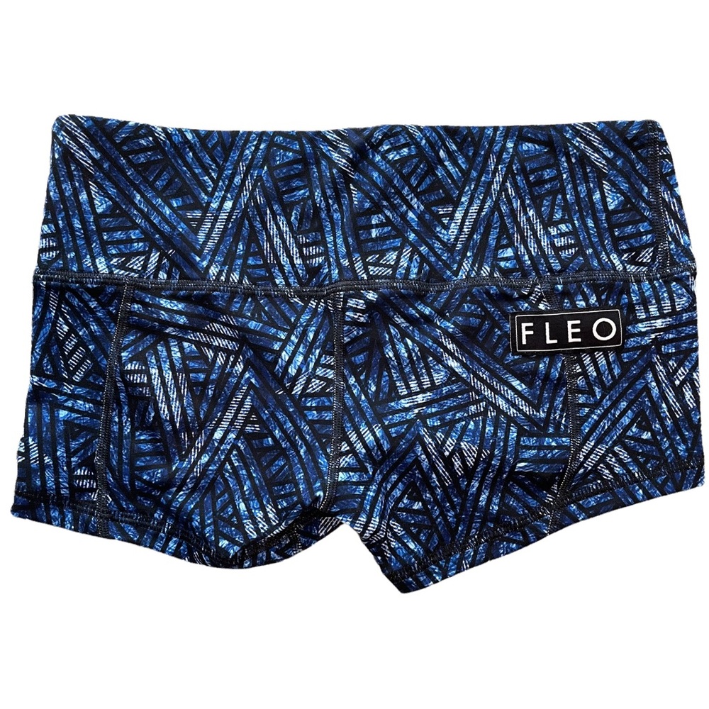 Fleo Shorts Navy Geo Low Rise Contour